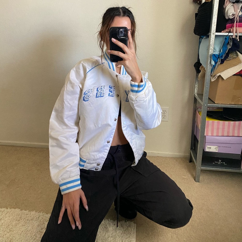 Vintage Lakers Rhinestone Jacket - Picture 9 of 11